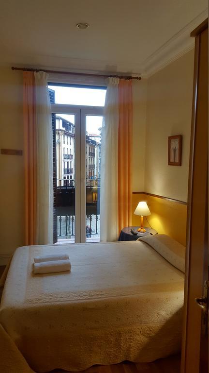Pension Ibai San Sebastián Exterior foto
