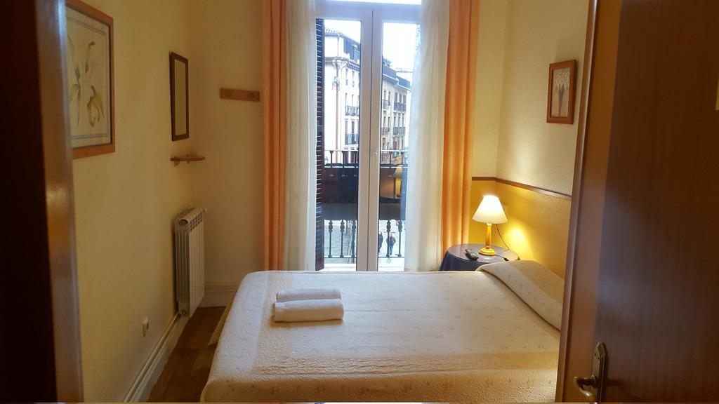 Pension Ibai San Sebastián Exterior foto